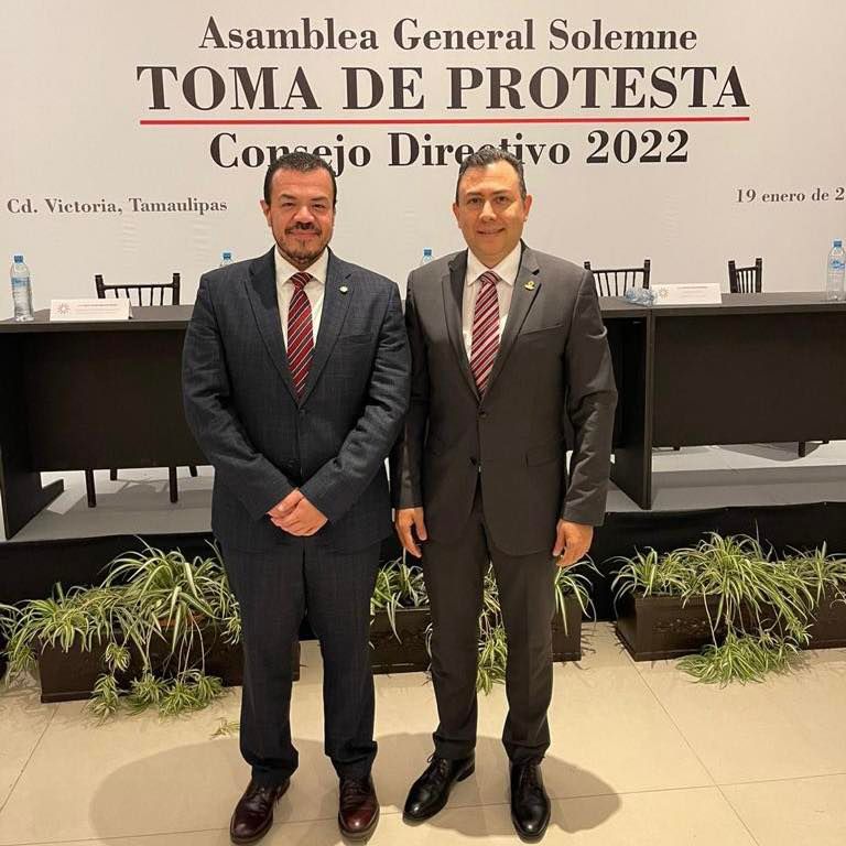 Rector de la UAT felicita al nuevo titular del Colegio de Contadores de Victoria