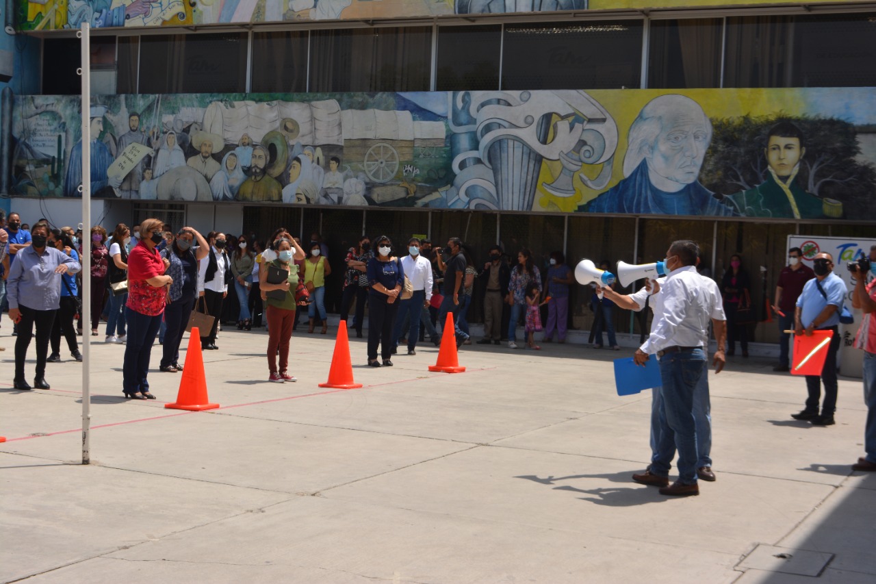 Realiza SET simulacro de evacuación