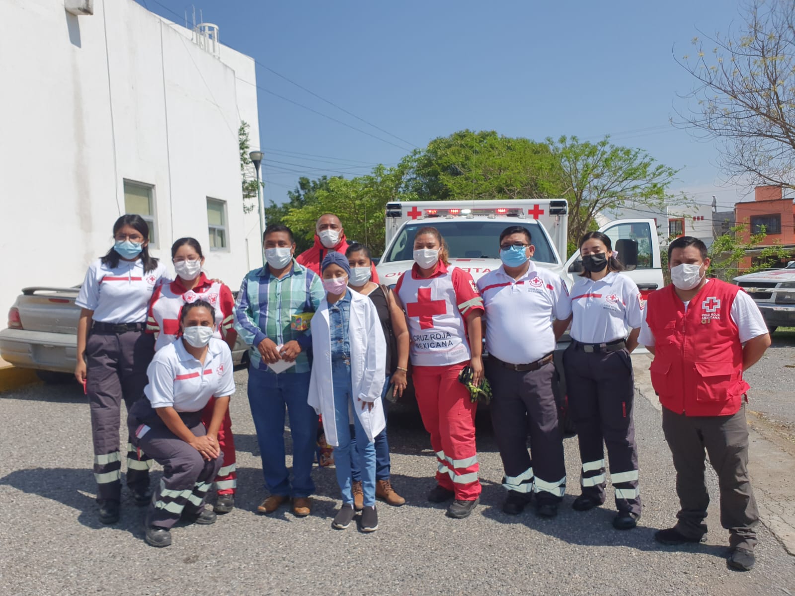 Cruz Roja de Tamaulipas, cumple sueño de Jareni de ser «Doctora por un día»
