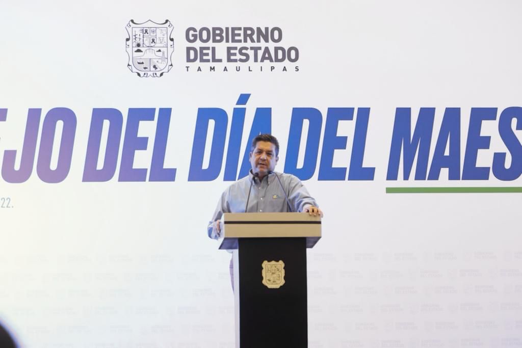 Fortalece Gobernador Francisco García Cabeza de Vaca compromiso con maestros de Tamaulipas
