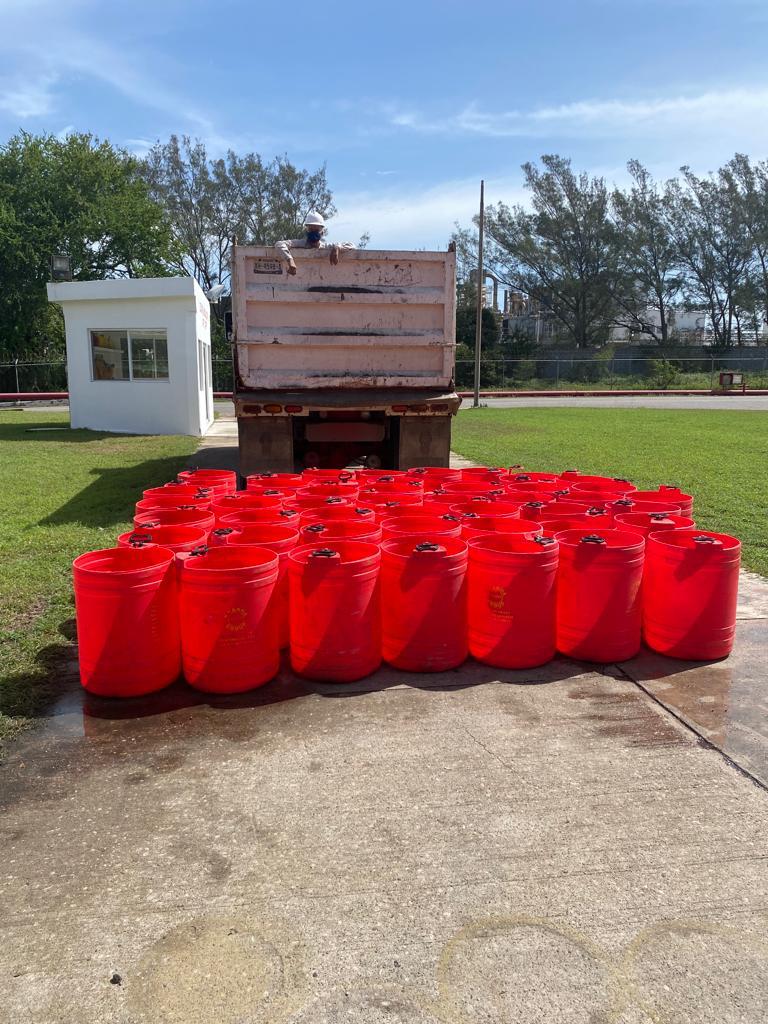 Mayra Ojeda gestiona y recibe material para garantizar limpieza en Ciudad Madero