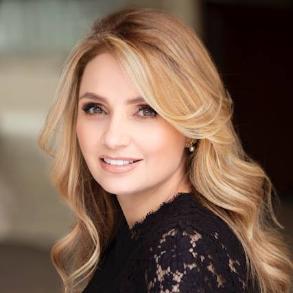 Ángeliva Rivera regresa a las patallas de televisión