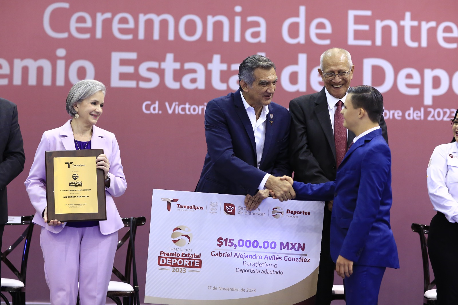 Entrega Américo Premio Estatal del Deporte 2023