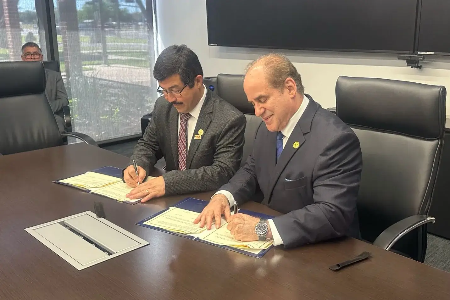 Estamos haciendo historia entre la UAT y el South Texas College: Dámaso Anaya